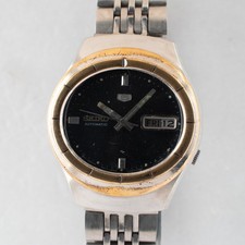 Vintage Seiko 5 Auto 7009-5250 Gold Bezel Black Dial Bilingual Days 1981 Watch