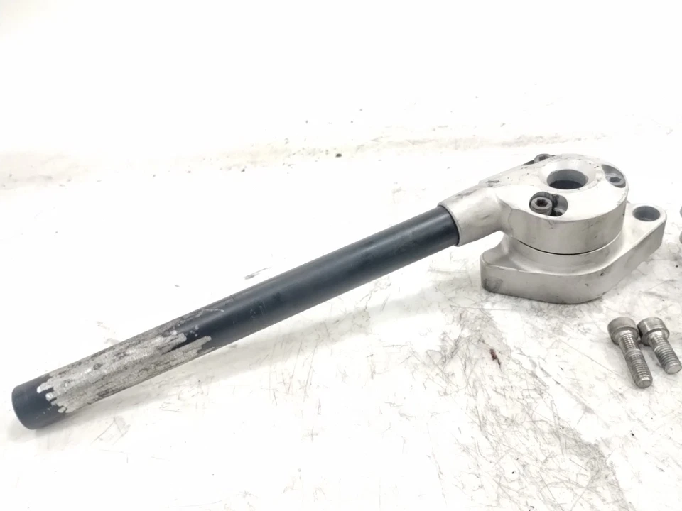 06 Ducati Monster S2R 800 RIZOMA Clipe Esquerdo e Direito no Guidão com Top Triplo - Imagem 3 de 4