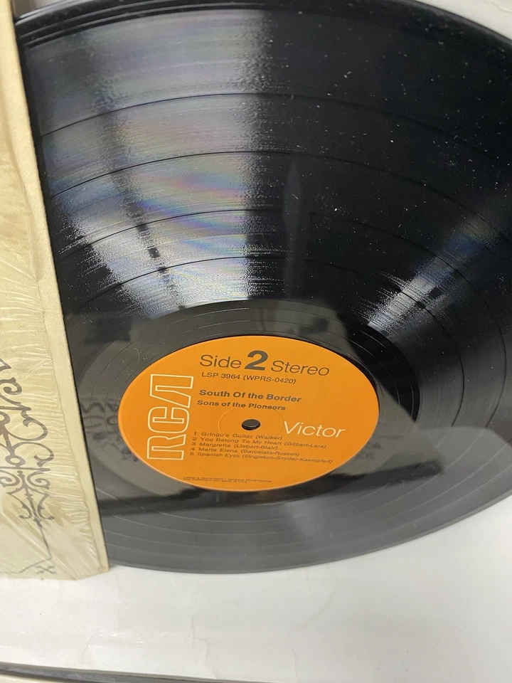 The Sons Of The Pioneers - South Of The Border (LP) 1968 VG+ - Изображение 3 из 4