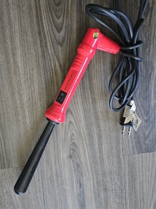 Paul Mitchell Curling Wond 1/4 -1/2 Inch Barrel Curling Iron