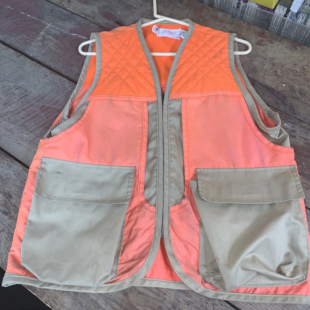 Vintage SafTBak Best Shooting Hunting Vest Sz S Endorsed by Jim