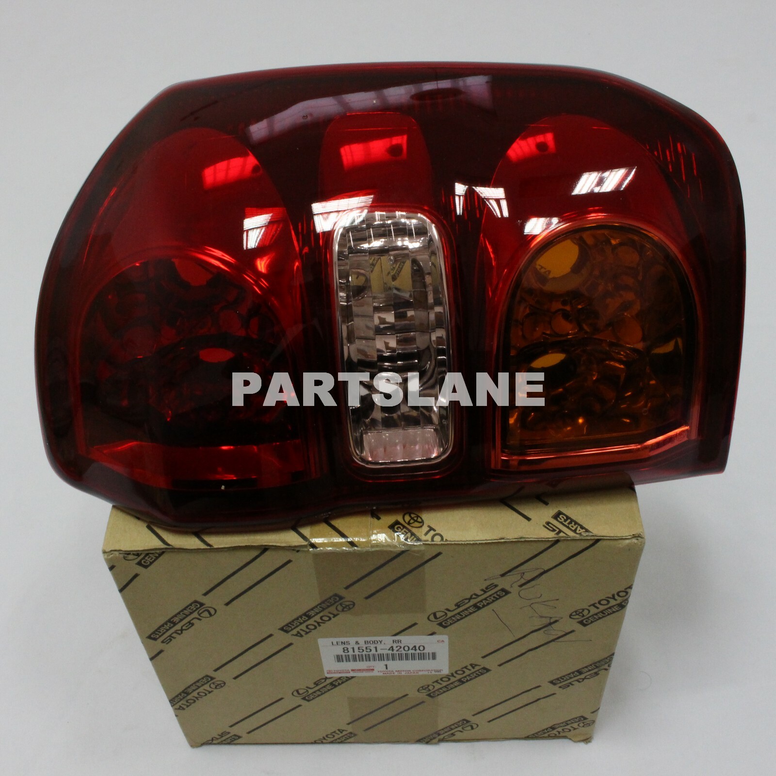 81551-42040 Toyota OEM Genuine LENS & BODY, REAR COMBINATION LAMP  