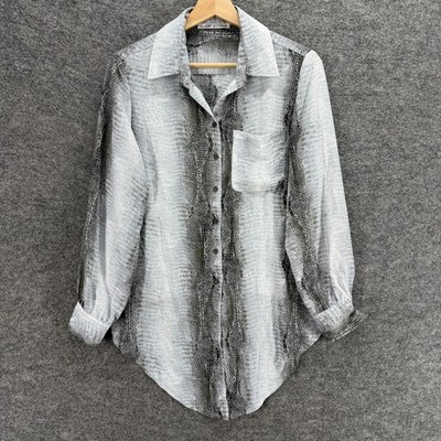 Violet + Claire Shirt Women M Medium Gray Animal Print Button Up Long Sleeve