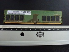 Samsung 8GB M378A1K43EB2-CWE DDR4 3200MHz PC4-3200 Desktop RAM DIMM 1Rx8