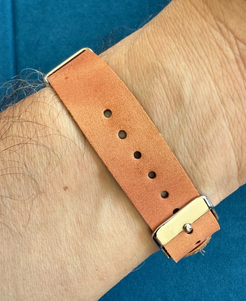 Chronographe Suisse Vintage Utilitarian Wrist Watch Very Unique Coral Dial Color - Image 3 of 4