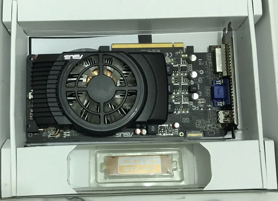 ASUS AMD RADEON HD5770 GDDR5 1 GB JUNIPER 128 BIT BUS WIDTH HDMI/DVI/VGA - Image 4 of 4