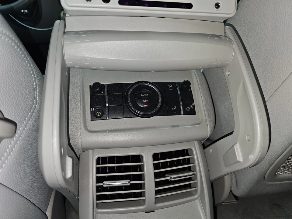 Pantalla de infoentretenimiento usada se adapta a: Mercedes-benz Mercedes clase r 251 2007 tipo R32 Foto 2 de 4