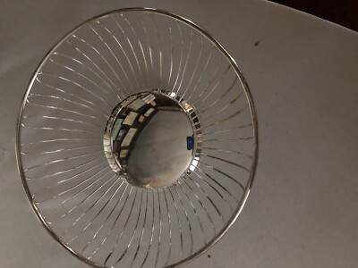 STUDIO SILVERSMITHS NIB  Fruit Bread Bowl Basket Silver Plated Wire Round PERFEC