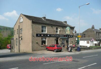 PHOTO  THE COACH AND HORSES MANCHESTER ROAD A62 LINTHWAITE THE NAME DATING FROM