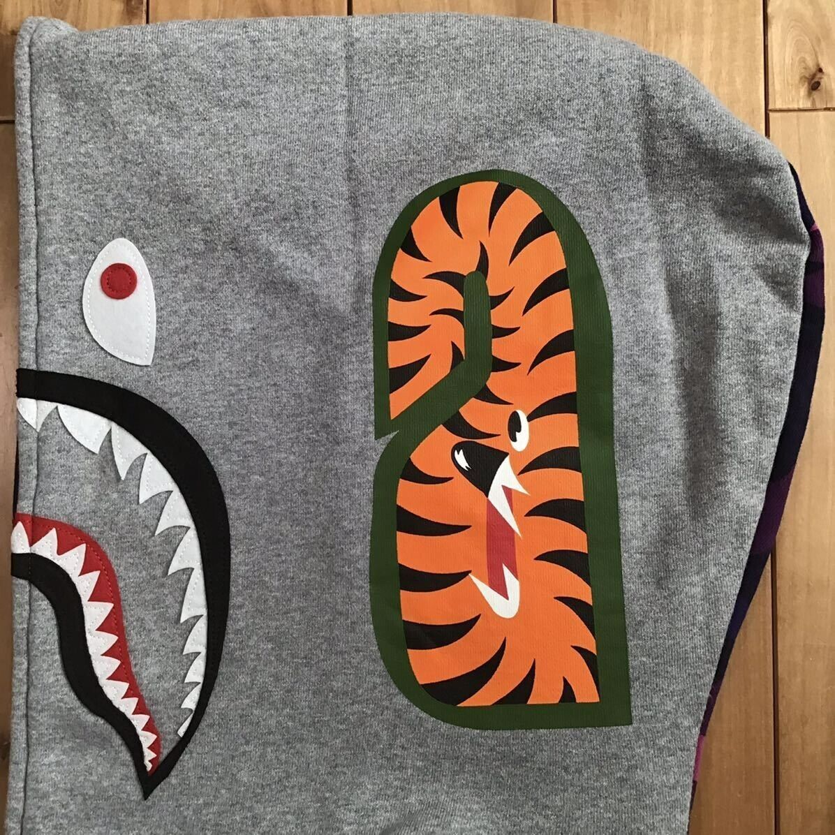 3XL BAPE Purple camo x gray shark full zip hoodie A Bathing 3XL BAPE Purple camo x gray shark full zip hoodie A Bathing