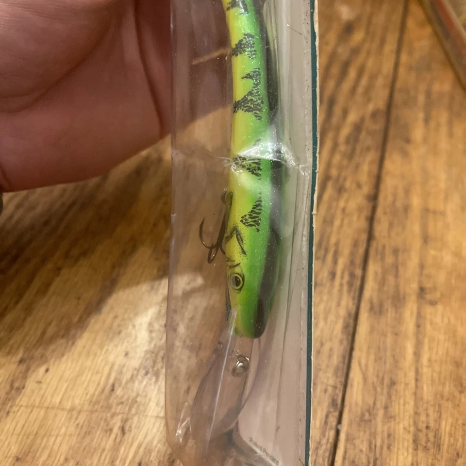 Reef Runner Fire TigerSeries Deep Cast/Troll Lure for Trout/Salmon/Walleye/Bass - Image 4 of 4