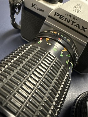 Vintage PENTAX K1000 K-1000 35mm FILM SLR Camera w/ 35-135mm Zoom