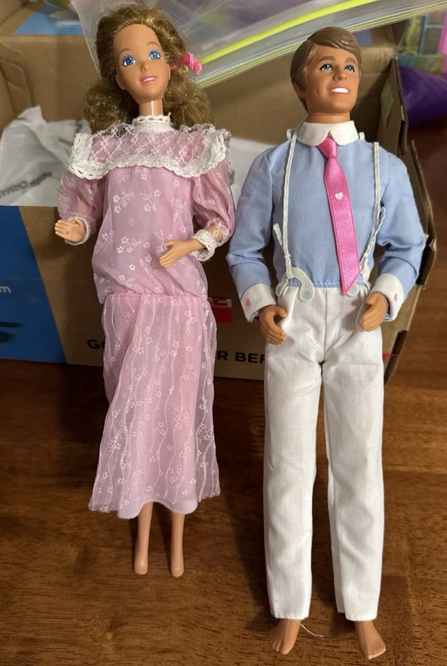 Vintage The Heart Family Barbie Mattel 1984 Dolls Mom Dad Original Outfits Used - Image 2 of 4