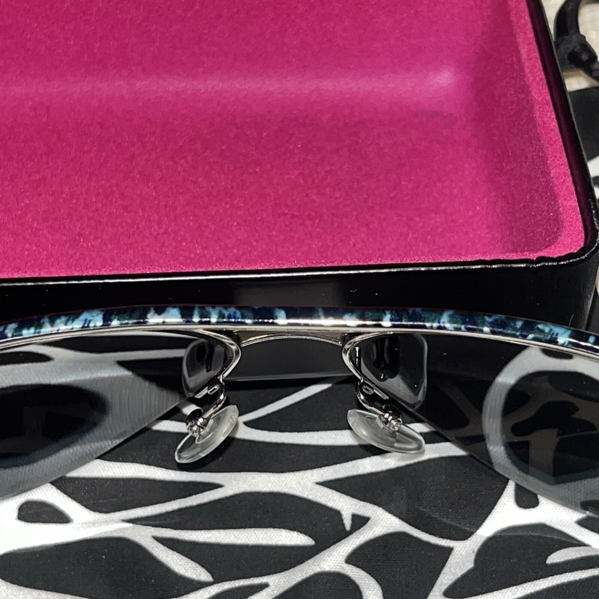 ? Diane Von Furstenberg Cobalt Blue Lucite Sunglasses w Box Bag Designer Resort Diane von Furstenberg Launches Sunglasses Collaboration main image 2