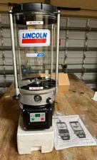 SKF LINCOLN INDUSTRIAL PUMP 80090 (BRAND NEW)