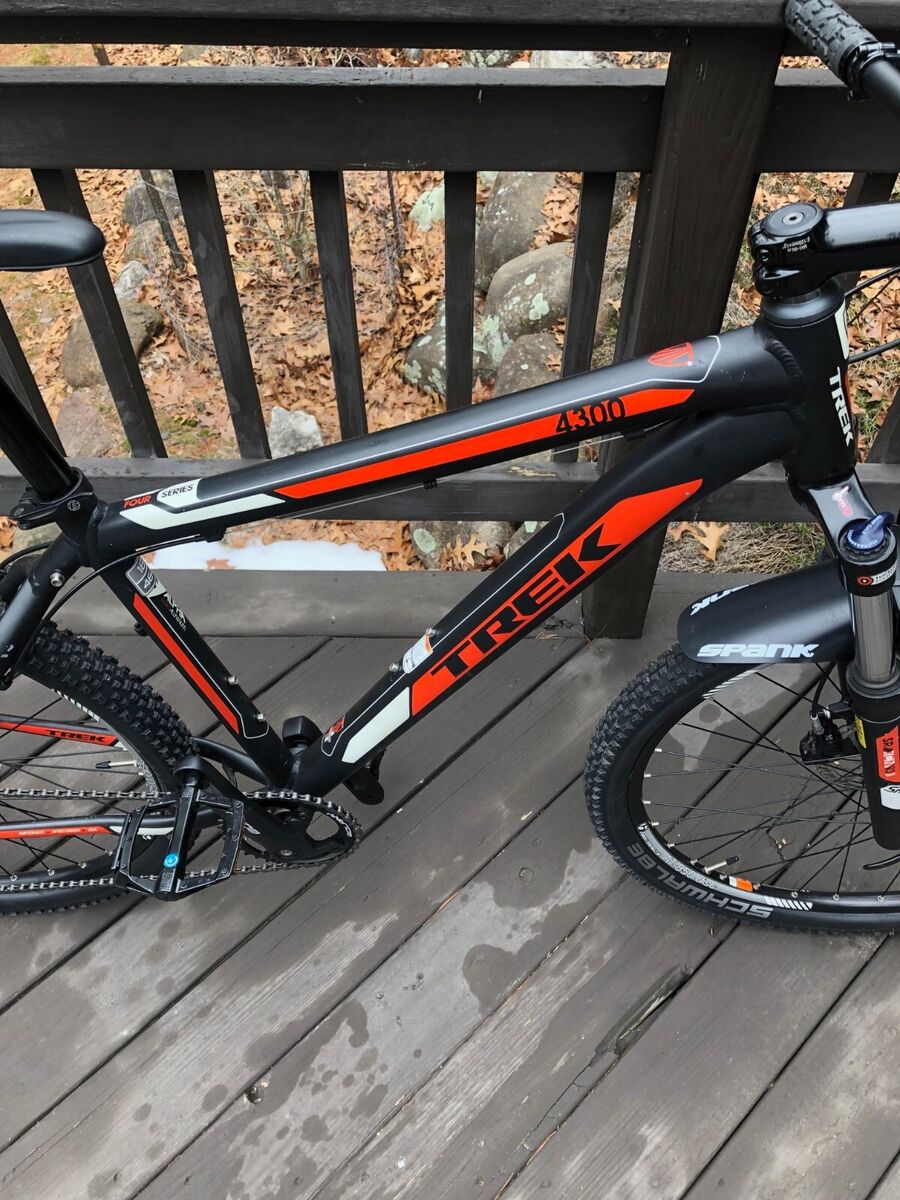 TREK 4300 18 inch 26 inch wheels Black Mountain Bike | eBay TREK 4300 18 inch 26 inch wheels Black Mountain Bike | eBay