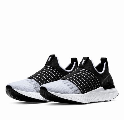 Nike Womens React Phantom Run Flyknit 2 - Size 7.5 - CJ0280-001 - Black / White