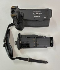 Canon BG-E9 Battery Grip W. Handle for EOS 60D Digital Camera - MINT CONDITION