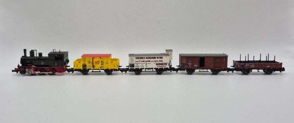 Minitrix 11011 Spur N DRG Güterzugset 5-tlg. mit Tenderlokomotive Gattung R 3/3