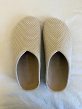 Size 7 - Women's Rothy's Hemp Casual Clogs Coconut