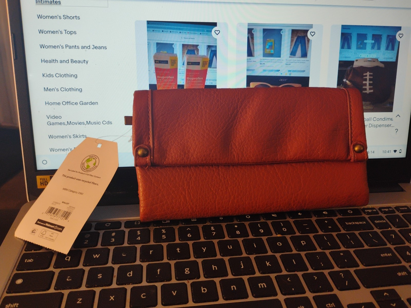 Women's Brown Folding Wallet by Time and Tru – Brand New