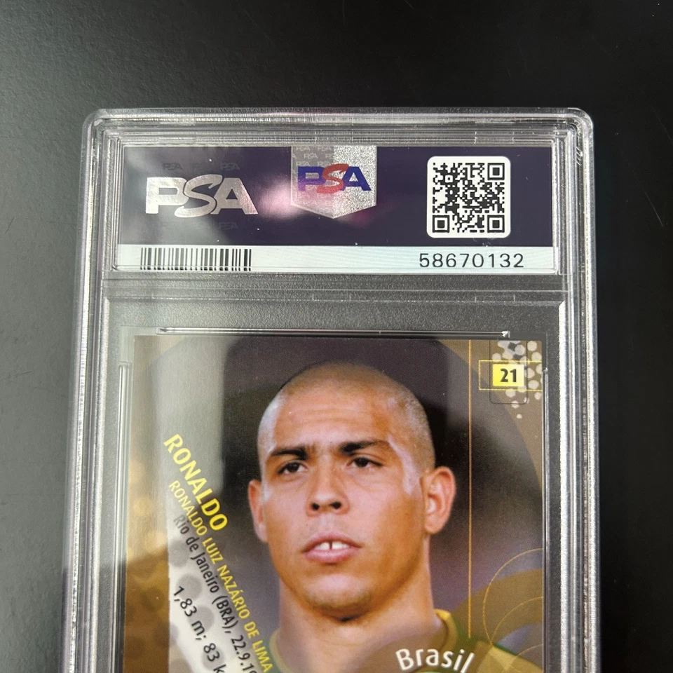 2002 Ronaldo #21 Panini World Cup Card Korea / Japan Exclusive PSA 9 Mint - Image 4 of 4