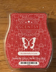 Scentsy Wax Bar Melt Accidentally In Love New Candle Melts Discontinued Retired