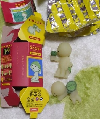 SMISKI Museum Series Figure Set of 2 Glow in the Dark Dreams Japan