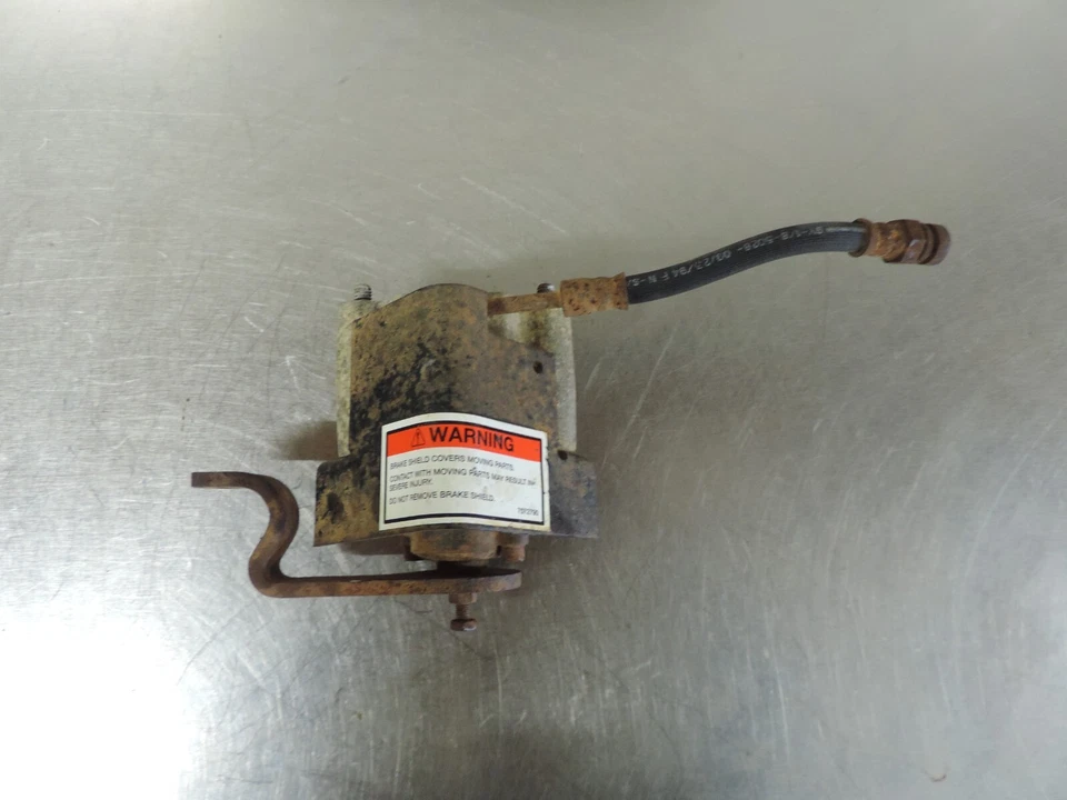 1995 Polaris 300 4X4 W958130 Rear Brake Caliper & Brake Hose Break Caliper - Image 2 of 4