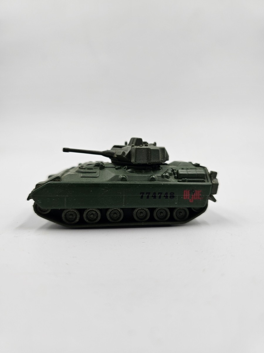 個人装備 M3A3 BRADLEY CFV PreOrder) US M3A3 Bradley CFV Modern War 1:35 Pro Built