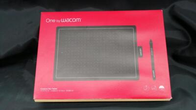 Wacom One Medium Pen Tablet Good Condition Used