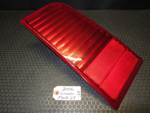 2006-2008 Lincoln Mark LT OEM Drive Left Tailgate Reflector 5L3413A566A LH Inner