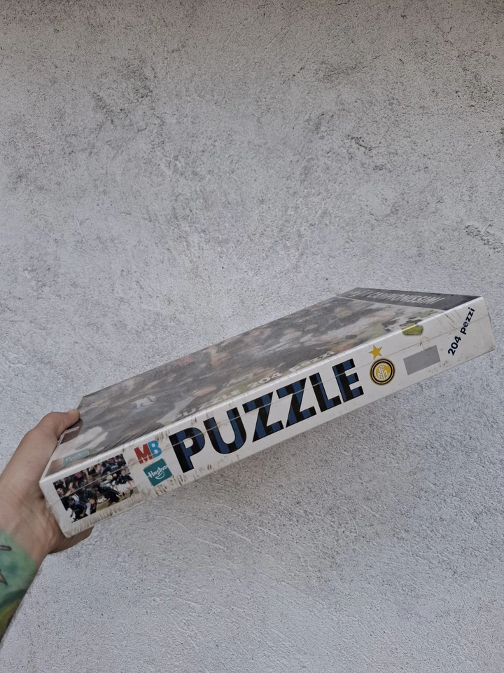INTER I CAMPIONISSIMI Puzzle Vintage 204 Pezzi Hasbro New Sealed Ronaldo Baggio - Immagine 2 di 4