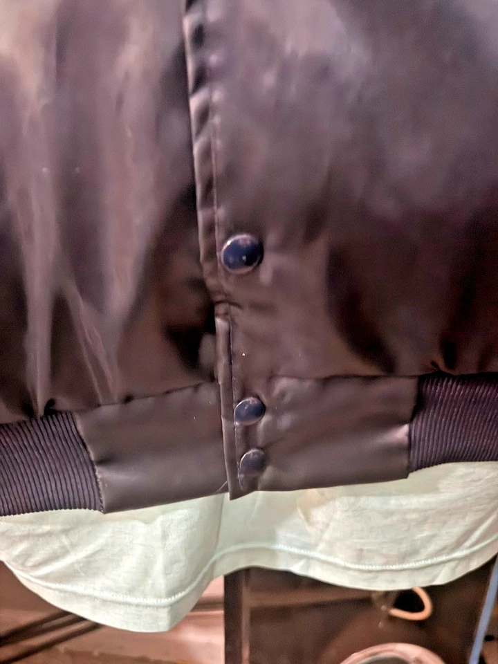 MARTIN GUITARS & CO. 1970/80s NYLON BUTTON-UP LINED JACKET LARGE - Image 3 of 4