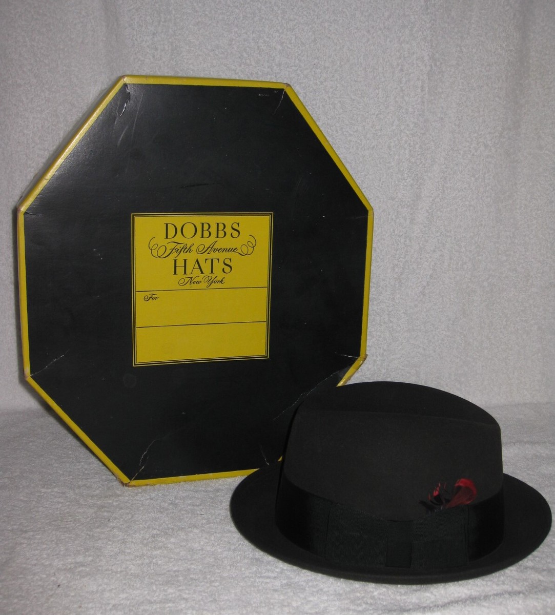 DOBBS FIFTH AVENUE MEN'S BOWLER HAT & BOX, VINTAGE, SIZE 7, BAND & FEATHER | eBay DOBBS FIFTH AVENUE MEN'S BOWLER HAT & BOX, VINTAGE, SIZE 7, BAND & FEATHER | eBay