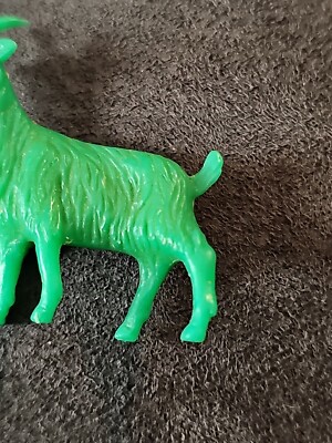 goat <LOST> Lsize新品未使用品 Processed Plastic Goat in Green Soft Plastic. No Base | eBay