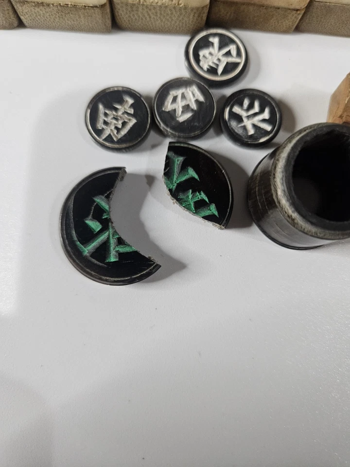 RARE Antique Vintage Bamboo & Bone Mah-Jong Mahjong Set 148 Tiles - Image 4 of 4