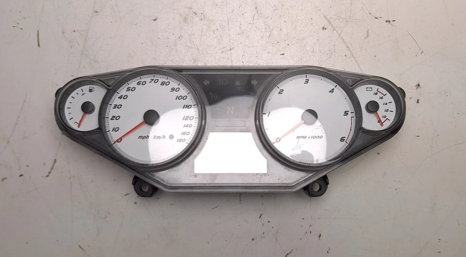 Victory Vision 速度计仪表盘二手 3280511 Nr。 463 — 第 2/4 张图片