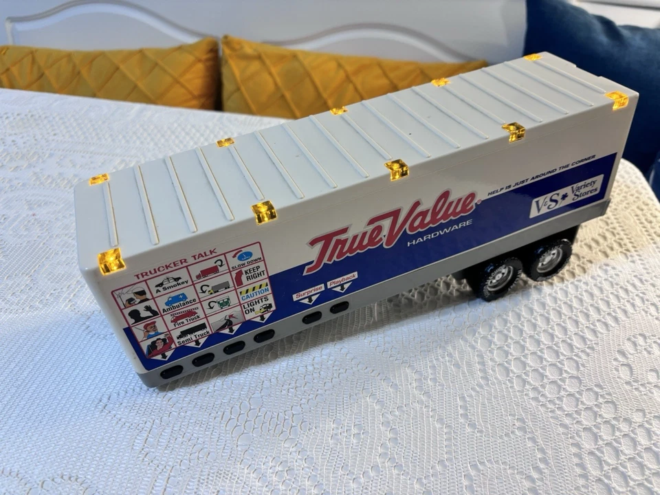 Vintage 1994 Nylint True Value Hardware Trailer Lights Sound Tested Works 18” - Image 2 of 4