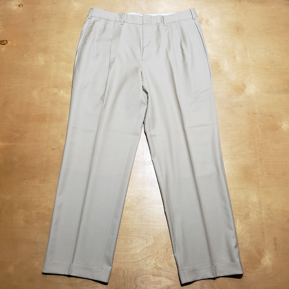 Dunhill Beige Wool Pleated & Cuffed 5 Pocket Dress Pants w Dunhill Beige Wool Pleated & Cuffed 5 Pocket Dress Pants w