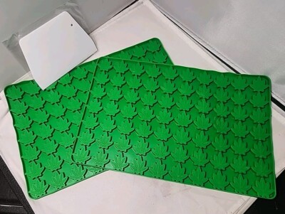 2 Mini Leaf Silicone Candy Molds  Chocolate, Gummy, Small Leaf Wax Melts Molds 
