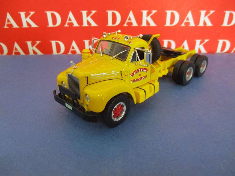 Die cast 1/43 Modellino Camion Truck Mack B 61T Cisterna Western 1958 - Immagine 3 di 4