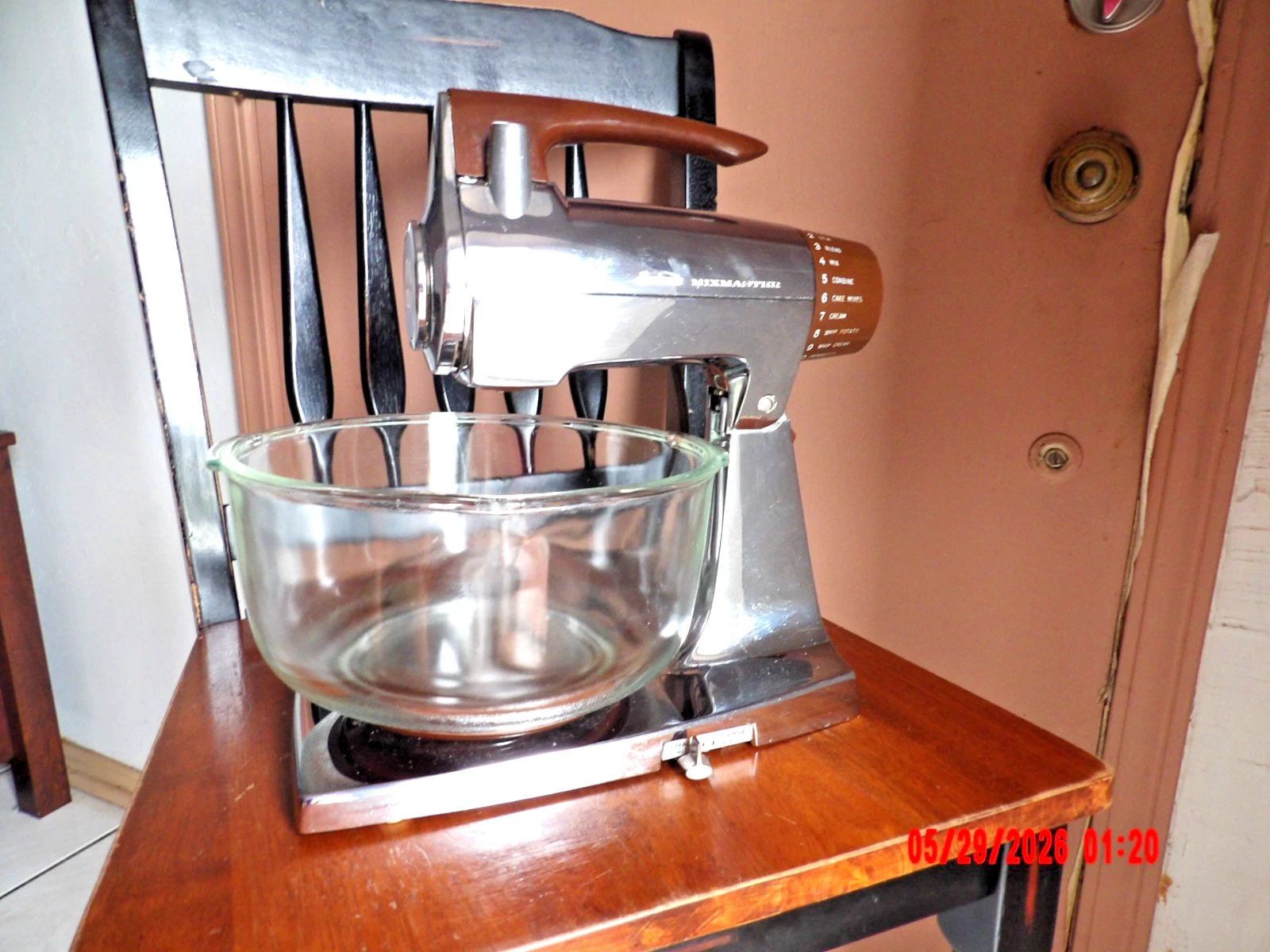 Vintage Sunbeam Mix Master Chrome Stand Mixer Featuring a Glass Bowl Tested
Opens in a new window or