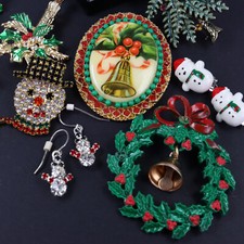 Vtg XMAS Lot 10 Pins Jewelry Earrings Wreath Snowman Avon Bell Candlestick Bell