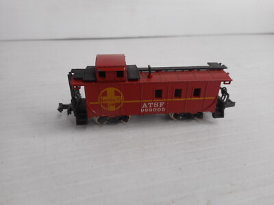 Vintage Santa Fe "N" Scale Train Caboose ATSF 999005 Red/Yellow/Black 2 ...
