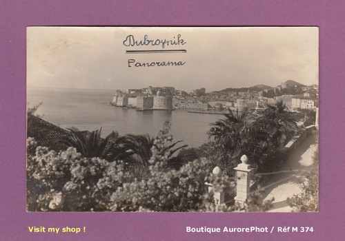 Collage De Carte Postale De Dubrovnik, Destination De Touristes Célèbre En Dalmatie Photo stock - Image du roche, repère: 141167752