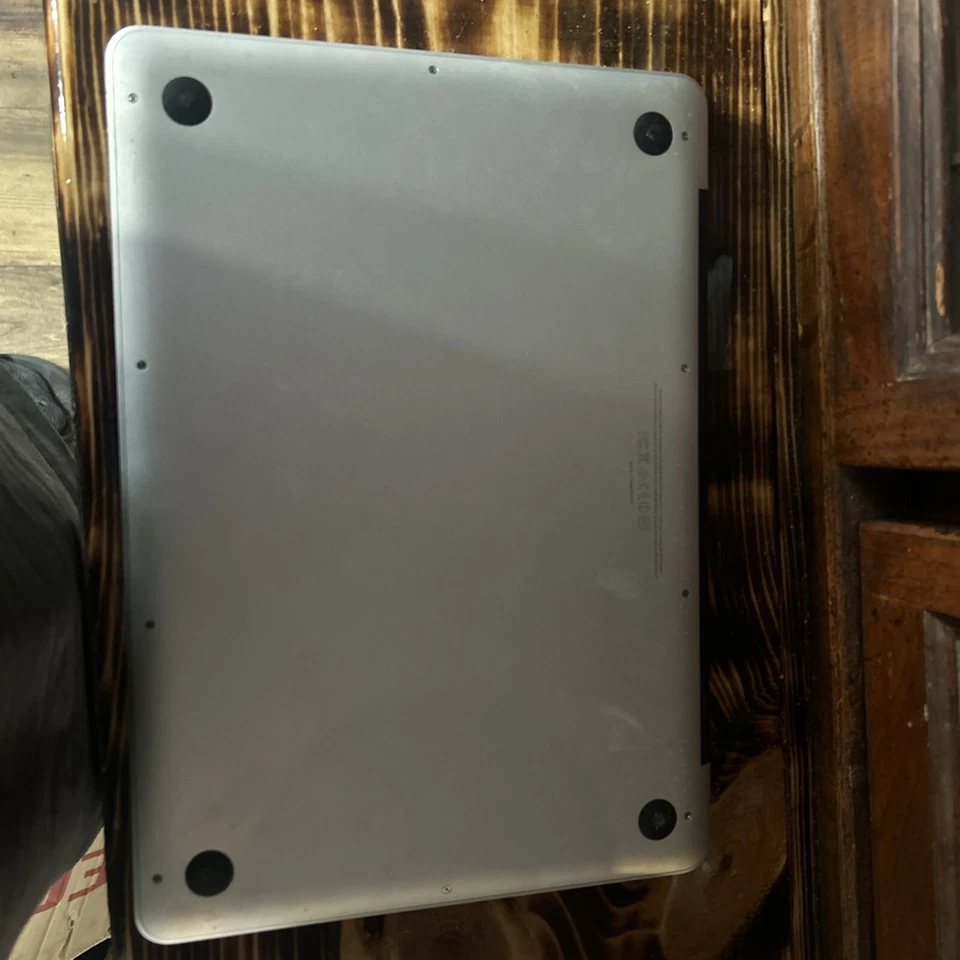 Apple MacBook Pro A1278 13.3 (inch) Laptop See Description - Image 3 of 4