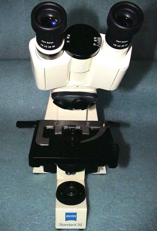 Zeiss STANDARD 20 Mikroskop 1x Planachromat + 3x Achromat KF10x/18Br UNGEBRAUCHT - Bild 2 von 4