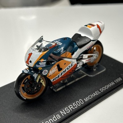 IXO Honda NSR500 #1 Michael Doohan 1998 World Champion 1:24 Scale