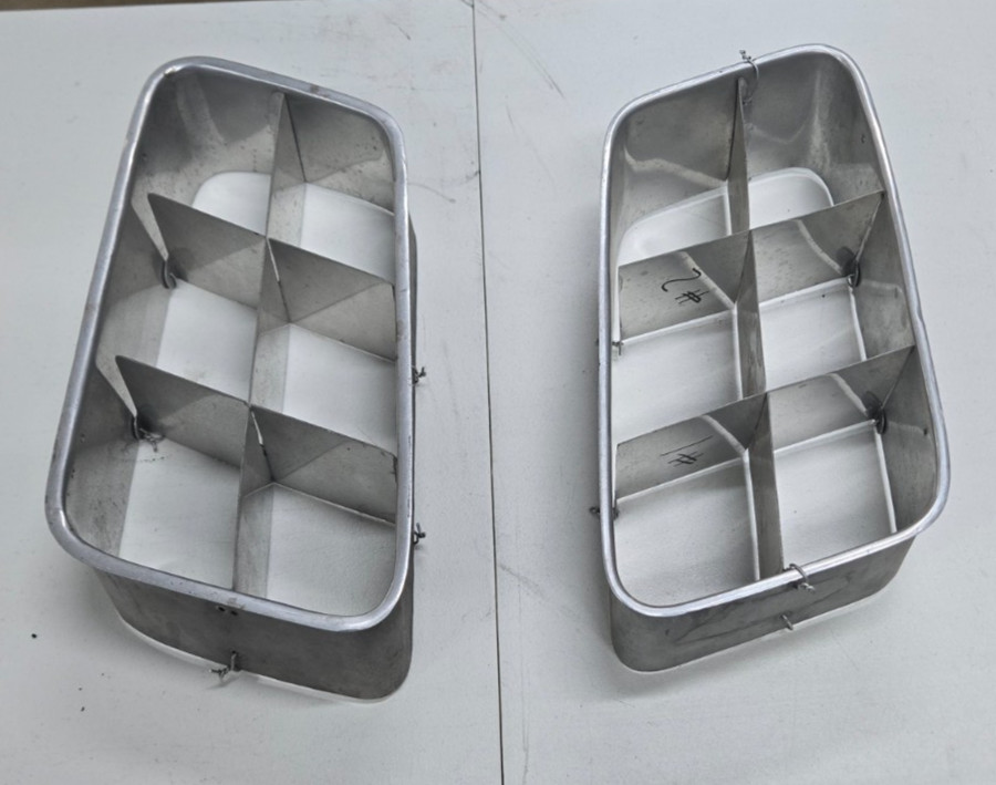 1957-59 Ferrari 250 GT Berlinetta TDF original Side Vents